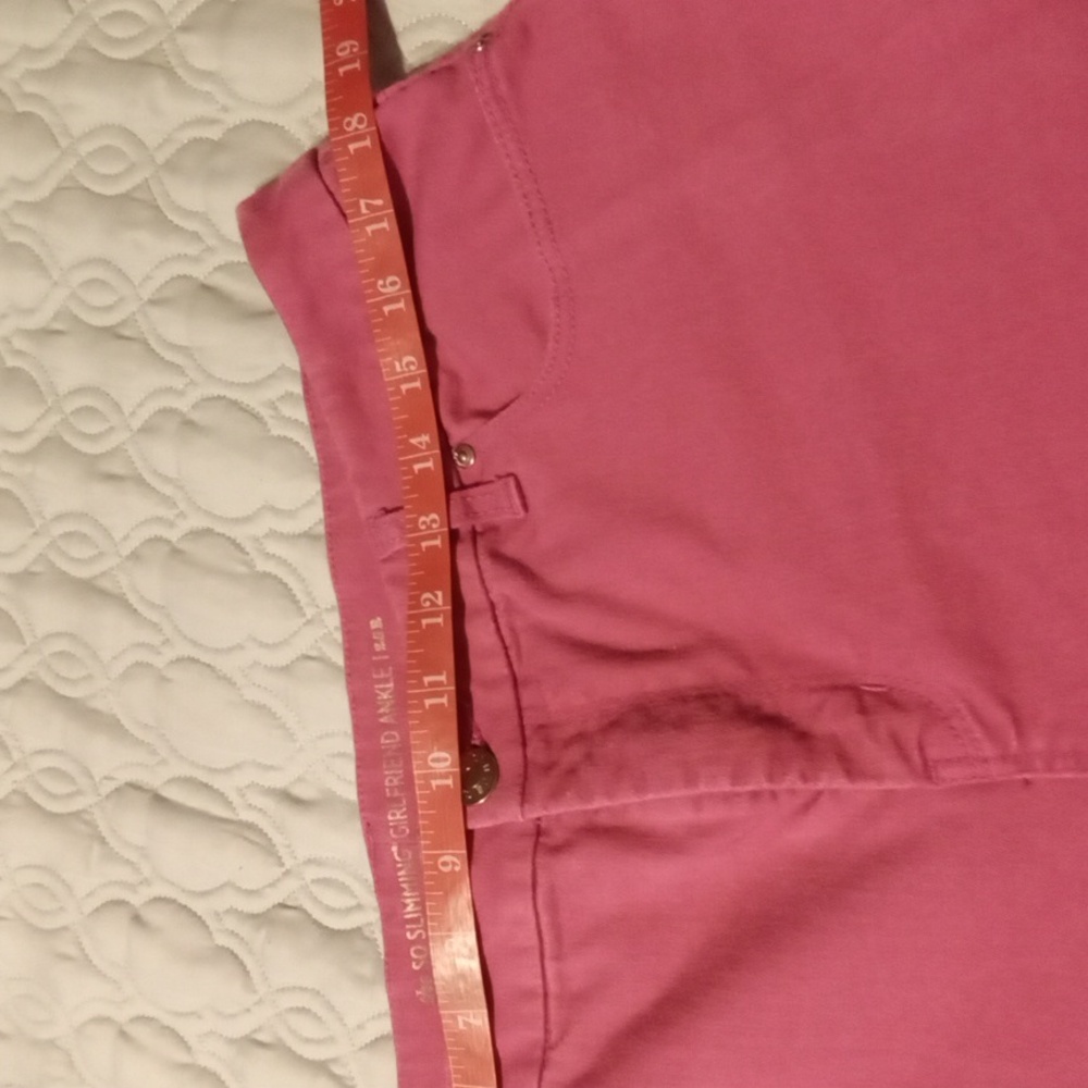 Chicos So Slimming Girlfriend Ankle 5 Pocket Jeans size 2.5R Dark Pink - Picture 3 of 6